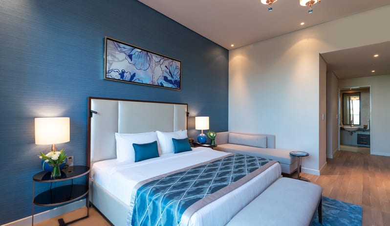 middle-east-holidays-dubai-rixos-the-palm-dubai-hotel-and-suites-hotel-two-bedroom-family-suite-bedroom